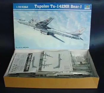 Trompetçi 01609 1/72 Tupolev Tu-142MR Ayı-J model seti